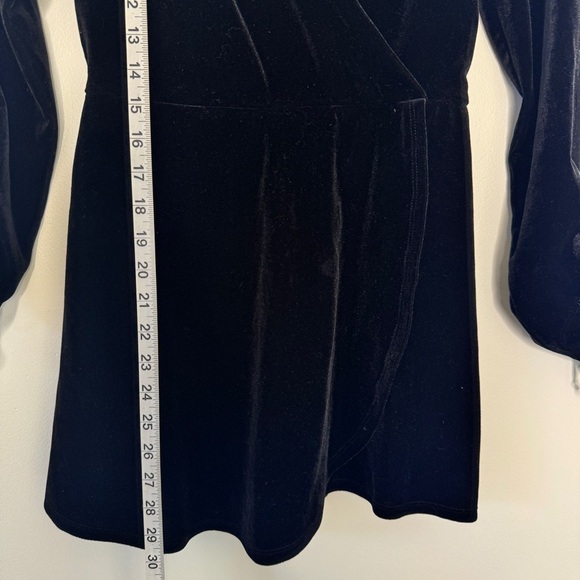 Urban Outfitters Velvet Jumpsuit Romper UO Black Ballet Wrap Dress Velour Sz S - Picture 6 of 16
